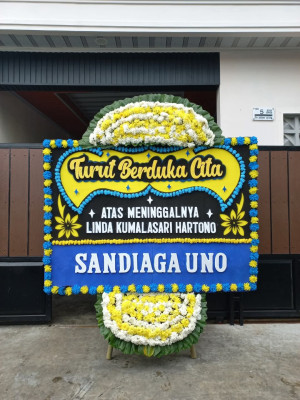 Papan Bunga Duka di Mantewe